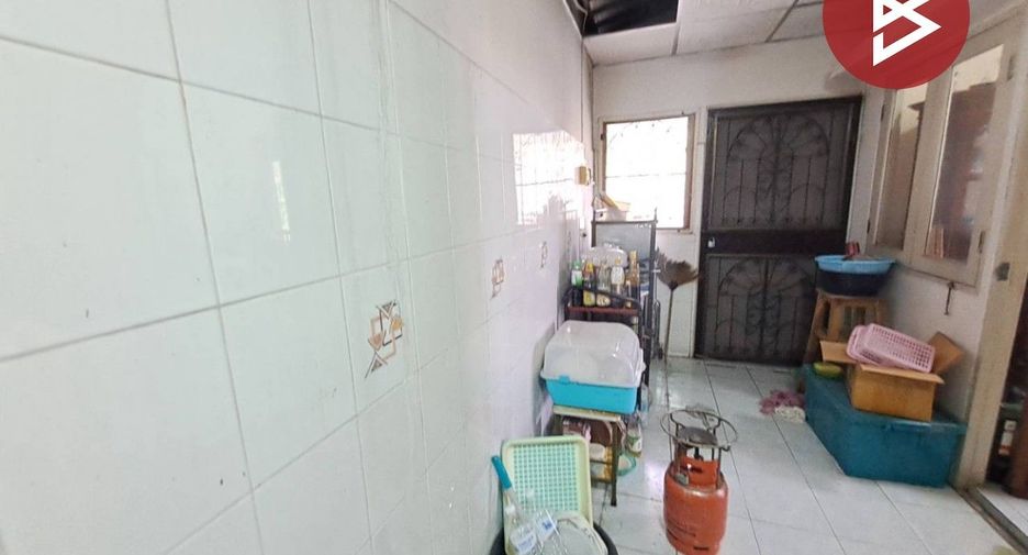 Reihenhaus zum Kauf mit 2 Zimmer in Lam Luk Ka, Pathum Thani