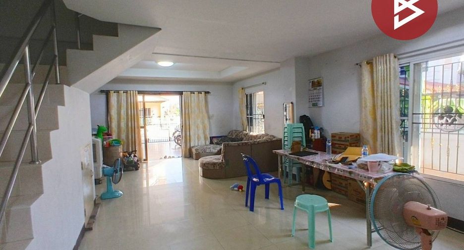 For sale 3 bedrooms townhouse in Si Racha, Chonburi