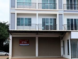 Gewerbefläche zum Kauf mit 4 Zimmer in Mueang Sakon Nakhon, Sakon Nakhon