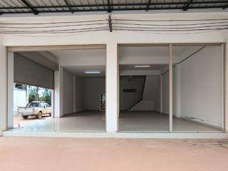Gewerbefläche zum Kauf mit 4 Zimmer in Mueang Sakon Nakhon, Sakon Nakhon