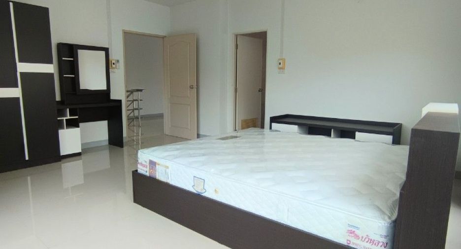 Gewerbefläche zum Kauf mit 4 Zimmer in Mueang Sakon Nakhon, Sakon Nakhon