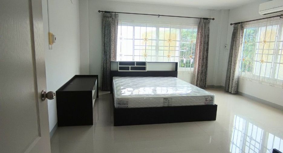 Gewerbefläche zum Kauf mit 4 Zimmer in Mueang Sakon Nakhon, Sakon Nakhon