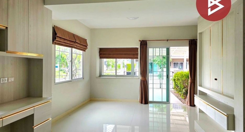 出售 2 卧室 联排别墅 在 Krathum Baen, Samut Sakhon
