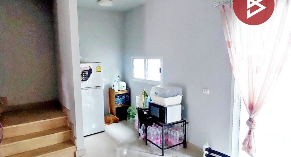 For sale 3 bedrooms townhouse in Phutthamonthon, Nakhon Pathom