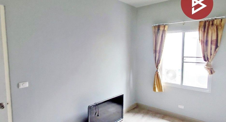 For sale 3 bedrooms townhouse in Phutthamonthon, Nakhon Pathom