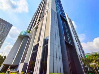 Продажа 1 кровать кондо в Хуаи Кхщанг, Бангкок