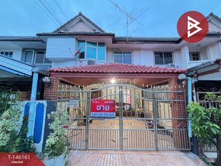 Casa adosada en venta de 3 habitaciones en Khlong Sam Wa, Bangkok
