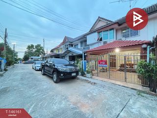 Casa adosada en venta de 3 habitaciones en Khlong Sam Wa, Bangkok