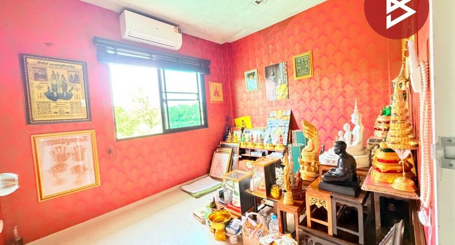 For rent and for sale 4 bedrooms townhouse in Bang Bo, Samut Prakan