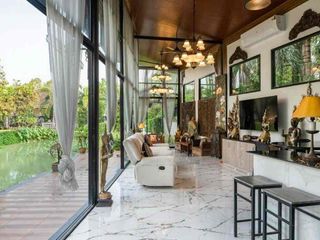 For rent 4 bedrooms villa in Bang Lamung, Chonburi