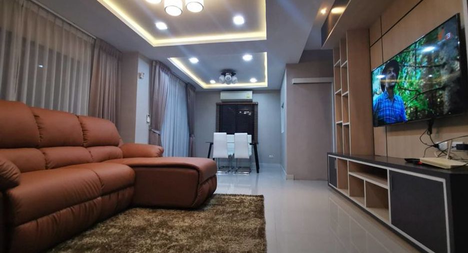 For rent 3 bedrooms house in Bang Lamung, Chonburi
