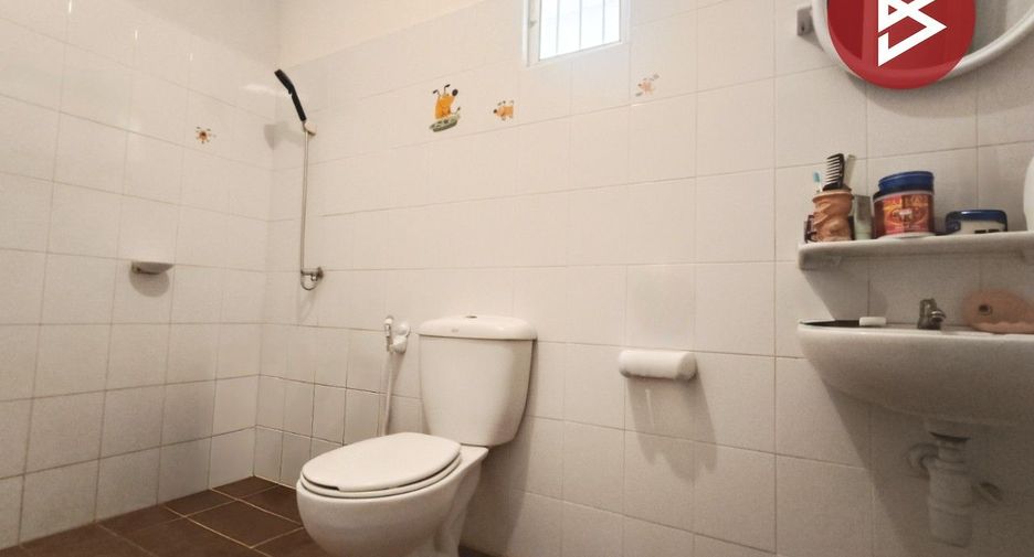 À vendre 3 chambres maison de ville à Mueang Samut Prakan, Samut Prakan