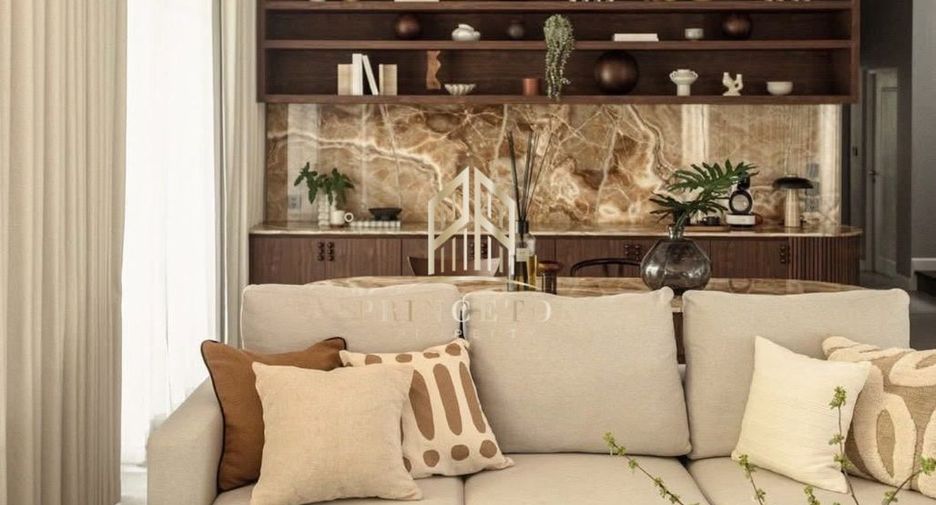 Casa en alquiler y en venta de 3 habitaciones en Lat Krabang, Bangkok