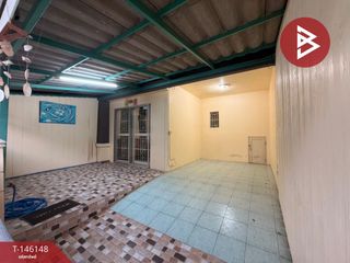 Casa adosada en venta de 3 habitaciones en Phra Samut Chedi, Samut Prakan