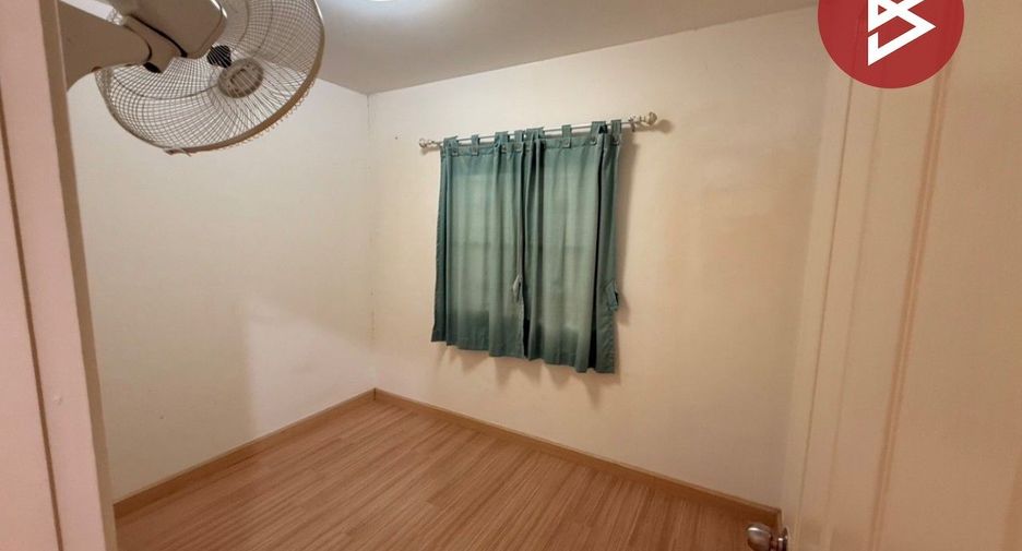 Casa adosada en venta de 3 habitaciones en Phra Samut Chedi, Samut Prakan