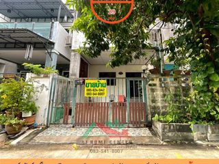 For sale 3 bedrooms townhouse in Taling Chan, Bangkok