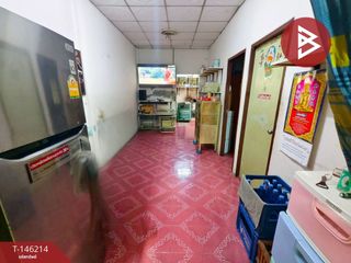 出售 2 卧室 联排别墅 在 Mueang Samut Sakhon, Samut Sakhon