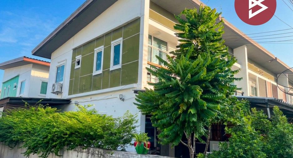 For sale 3 bedrooms townhouse in Mueang Chon Buri, Chonburi