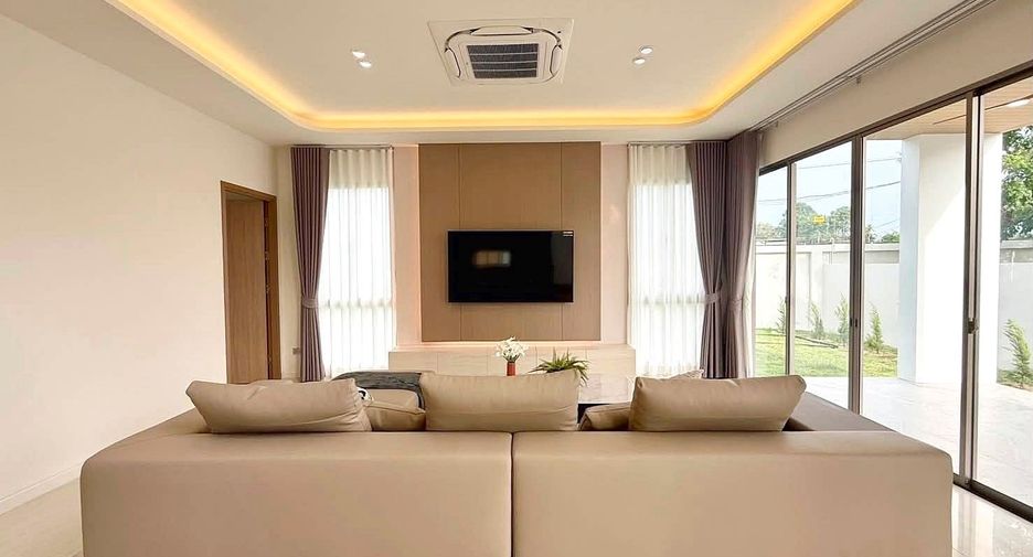 For rent 3 bedrooms house in Bang Lamung, Chonburi