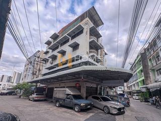 出售 4 卧室 商业空间 在 Pathum Wan, 曼谷