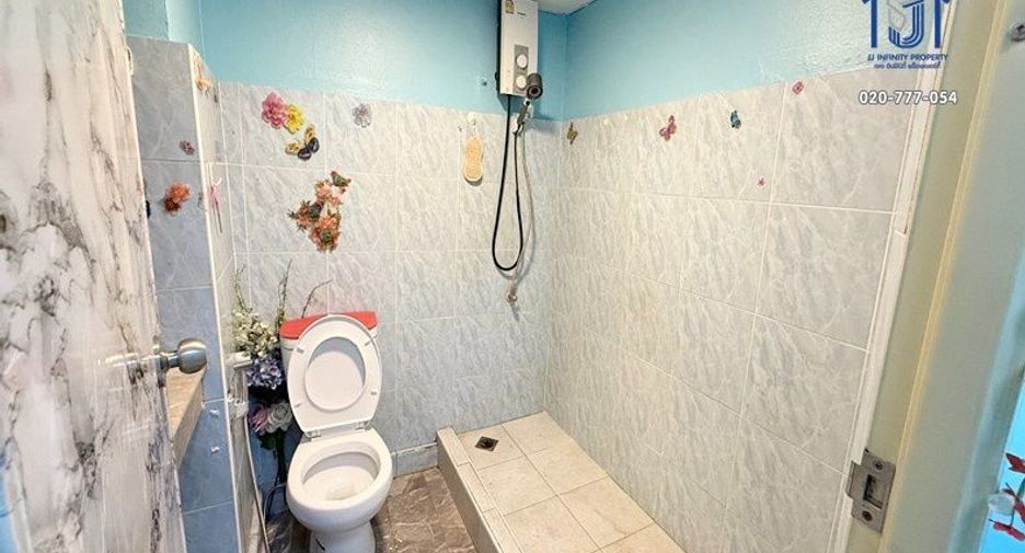 À vendre 1 chambre condo à Bang Na, Bangkok
