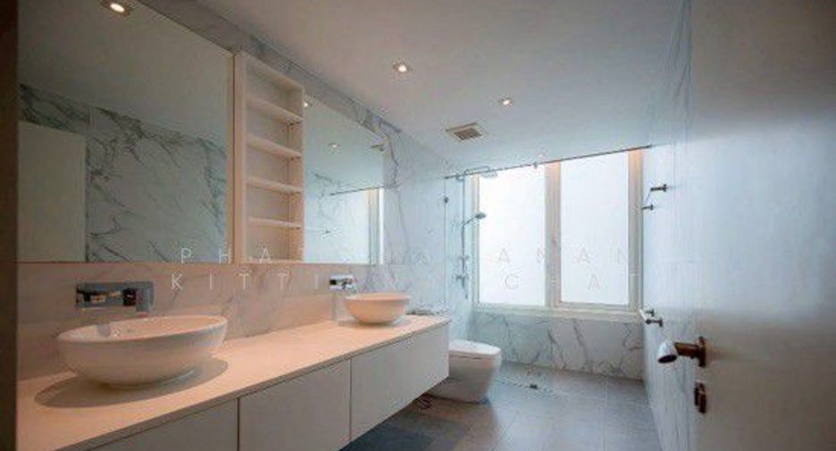 À vendre 3 chambres condo à Khlong Toei, Bangkok