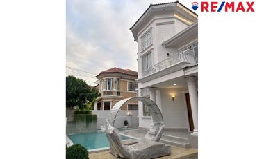 Haus zum Kauf mit 4 Zimmer in Bang Lamung, Chonburi