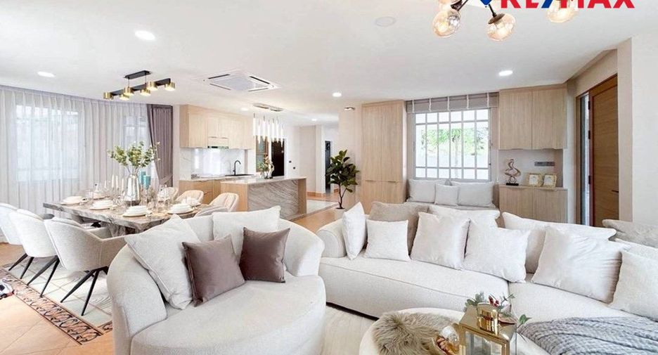Haus zum Kauf mit 4 Zimmer in Bang Lamung, Chonburi
