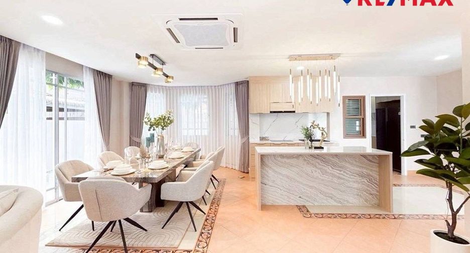 Haus zum Kauf mit 4 Zimmer in Bang Lamung, Chonburi