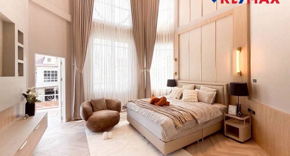 Haus zum Kauf mit 4 Zimmer in Bang Lamung, Chonburi