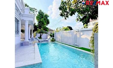 Haus zum Kauf mit 4 Zimmer in Bang Lamung, Chonburi