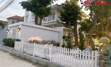 Haus zum Kauf mit 4 Zimmer in Bang Lamung, Chonburi