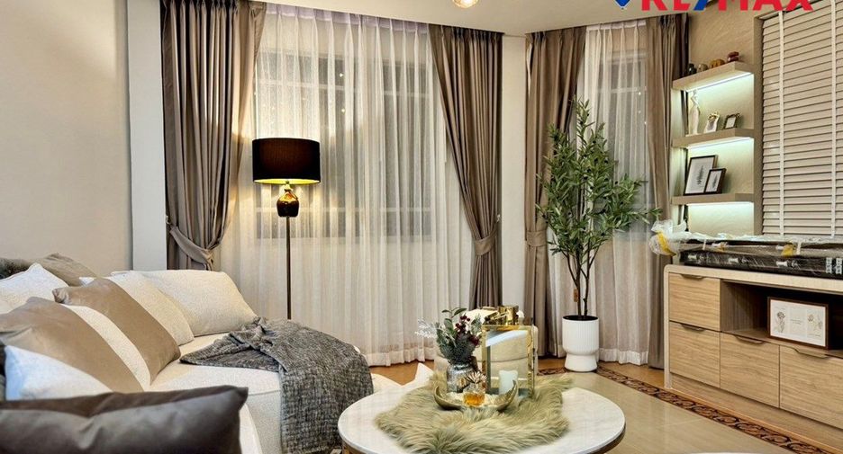 Haus zum Kauf mit 4 Zimmer in Bang Lamung, Chonburi