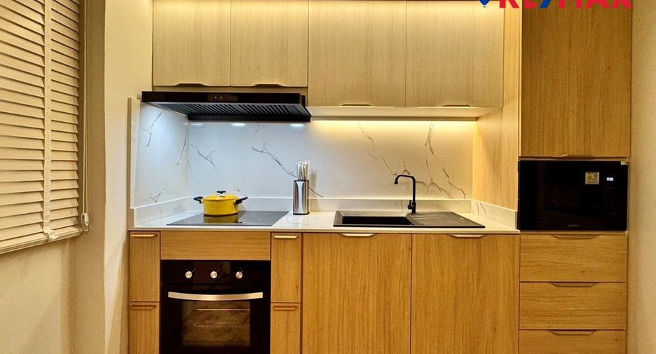 Haus zum Kauf mit 4 Zimmer in Bang Lamung, Chonburi