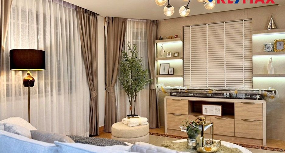 Haus zum Kauf mit 4 Zimmer in Bang Lamung, Chonburi