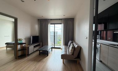 Condo en alquiler de 2 habitaciones en Bang Kapi, Bangkok