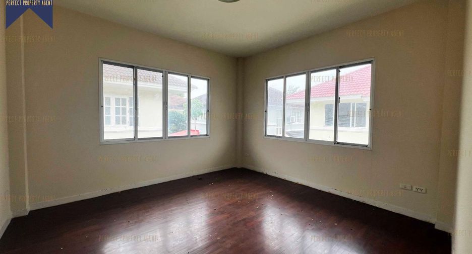 Haus zum Kauf mit 3 Zimmer in Phutthamonthon, Nakhon Pathom