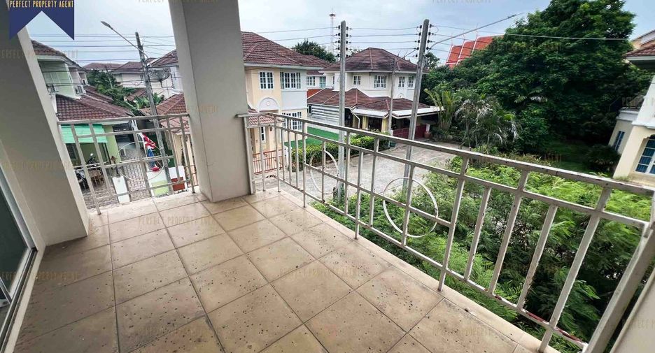 Haus zum Kauf mit 3 Zimmer in Phutthamonthon, Nakhon Pathom