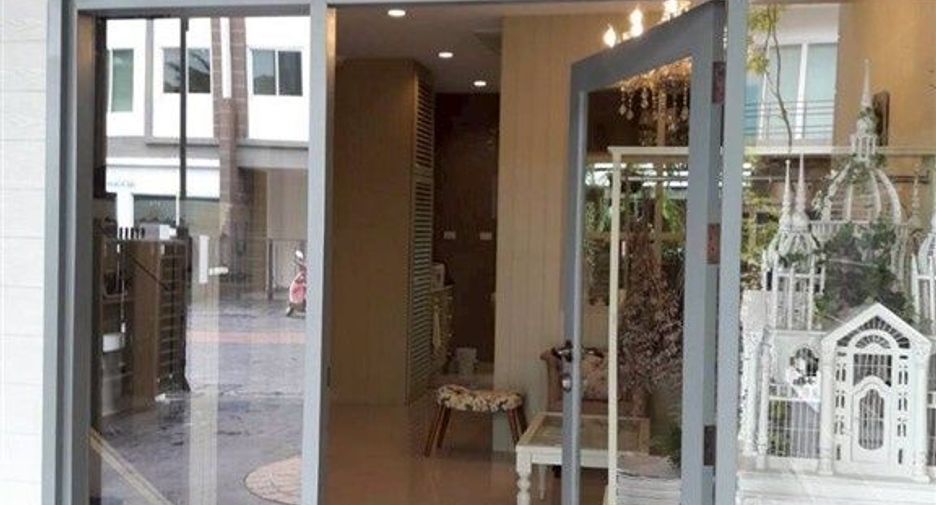 For sale 2 bedrooms townhouse in Bueng Kum, Bangkok