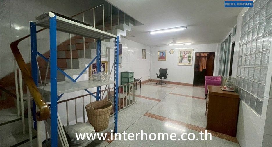 Gewerbefläche zum Kauf mit 6 Zimmer in Bang Phlat, Bangkok