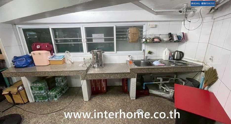 Gewerbefläche zum Kauf mit 6 Zimmer in Bang Phlat, Bangkok