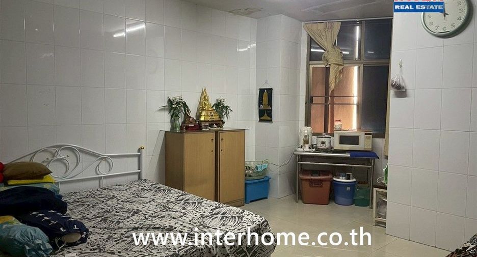 Gewerbefläche zum Kauf mit 6 Zimmer in Bang Phlat, Bangkok