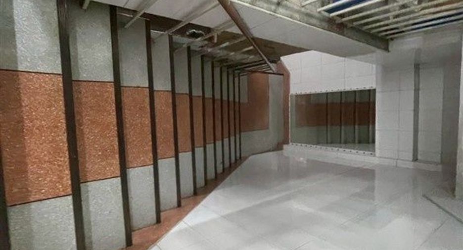 Gewerbefläche zum Kauf mit 6 Zimmer in Bang Phlat, Bangkok