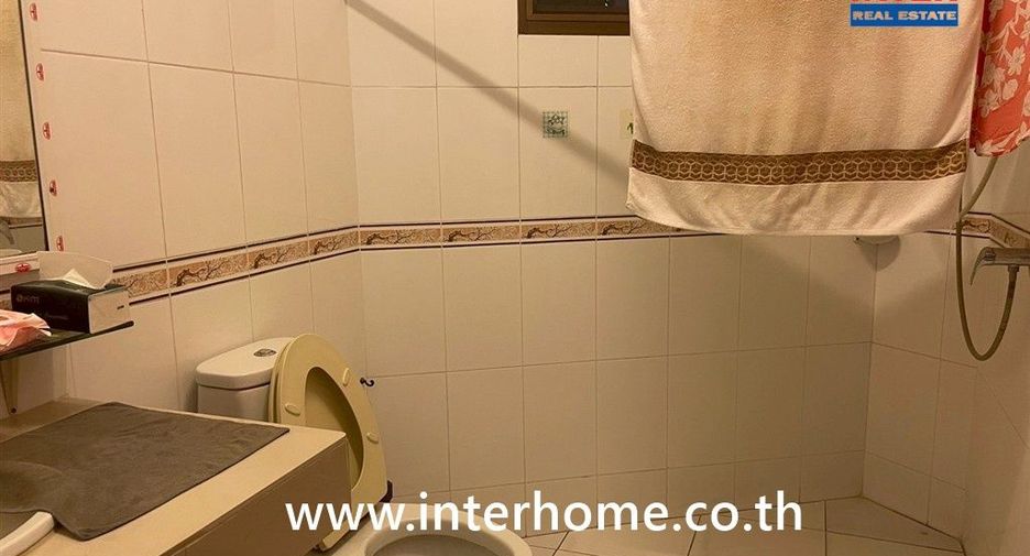 Gewerbefläche zum Kauf mit 6 Zimmer in Bang Phlat, Bangkok