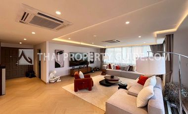 For rent 4 bedrooms condo in Sathon, Bangkok