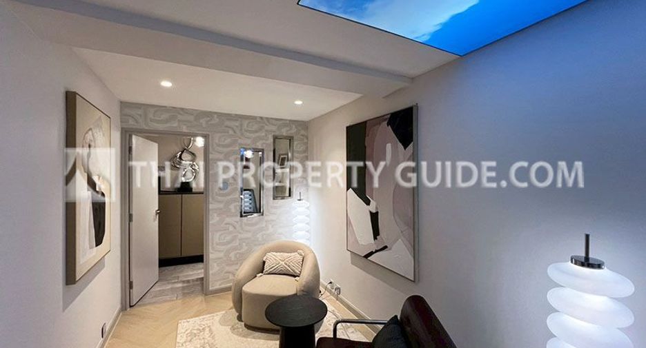 For rent 4 bedrooms condo in Sathon, Bangkok