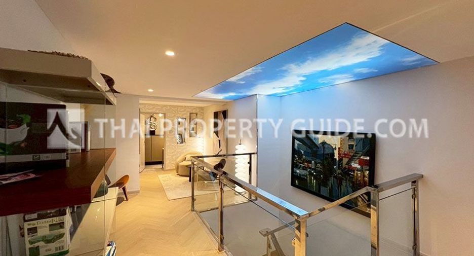 For rent 4 bedrooms condo in Sathon, Bangkok