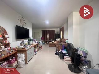 Casa adosada en venta de 3 habitaciones en Mueang Chon Buri, Chonburi