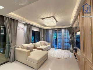 Haus zum Kauf mit 3 Zimmer in Bang Khun Thian, Bangkok