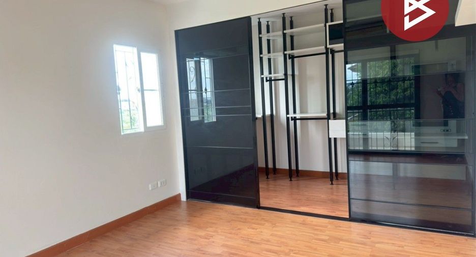À vendre 3 chambres maison à Mueang Samut Prakan, Samut Prakan